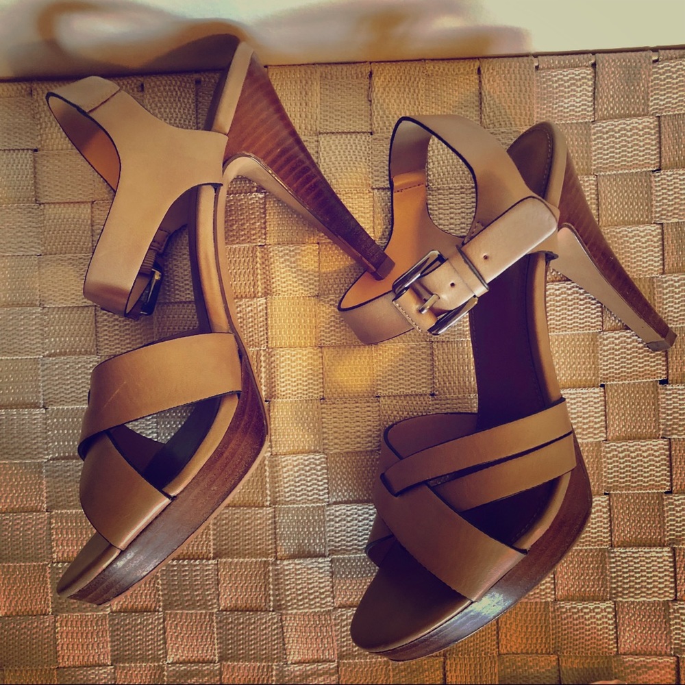 Kelly & Katie Strappy Sandals